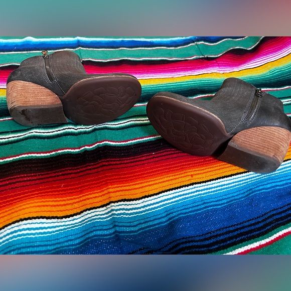 Kork-Ease Wedge Bootie Leather Charcoal Grey Size 7 - Picture 9 of 9